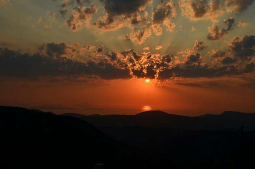 Ouranogiton Resort Kosmas Bagian luar foto